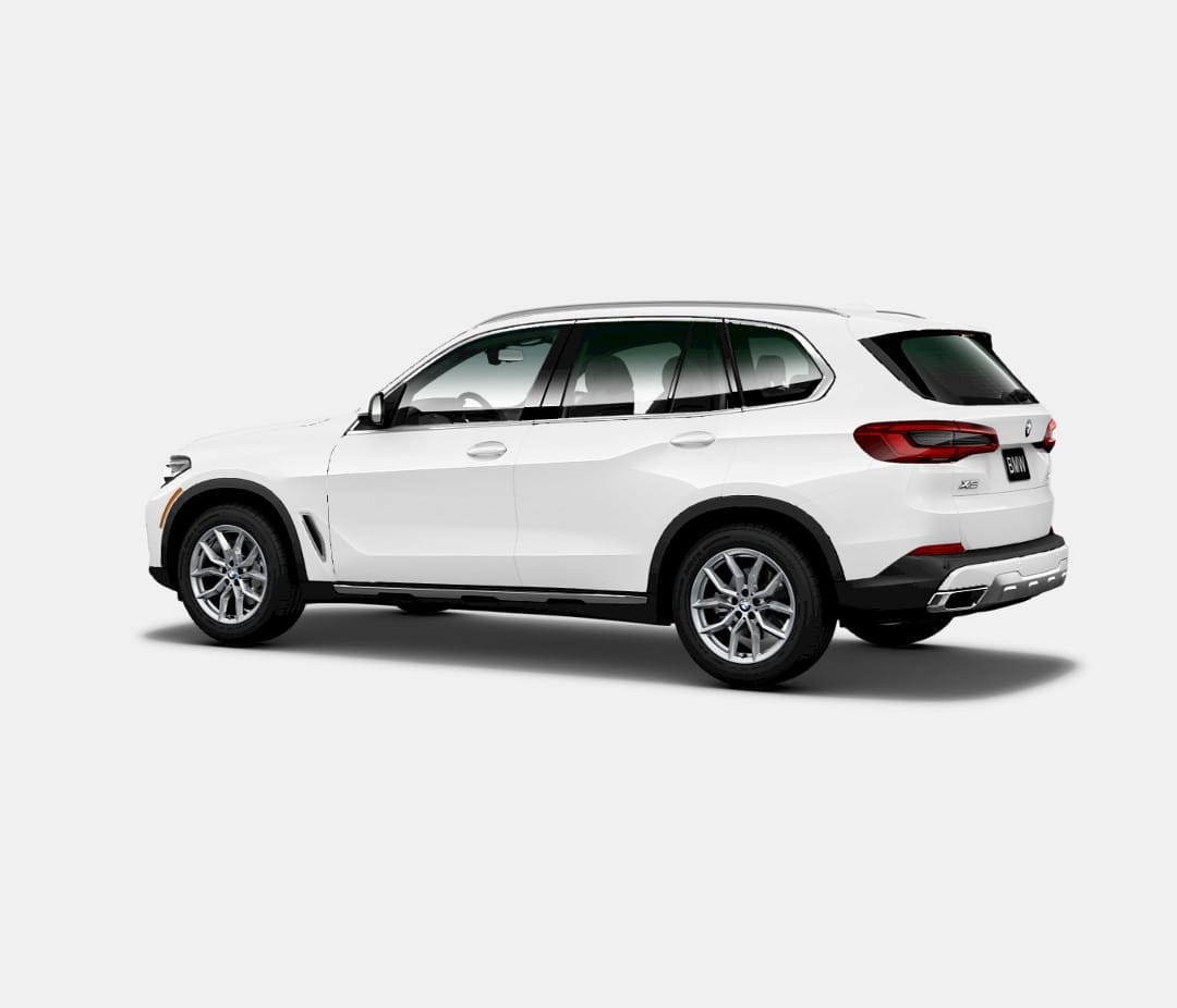 BMW X5 in Alpine White